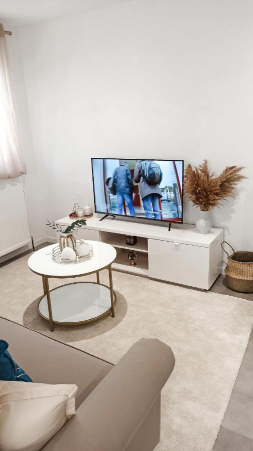 Schone 2 Zw In Sindelfingen - Maichingen *Daimler Apartman Kültér fotó